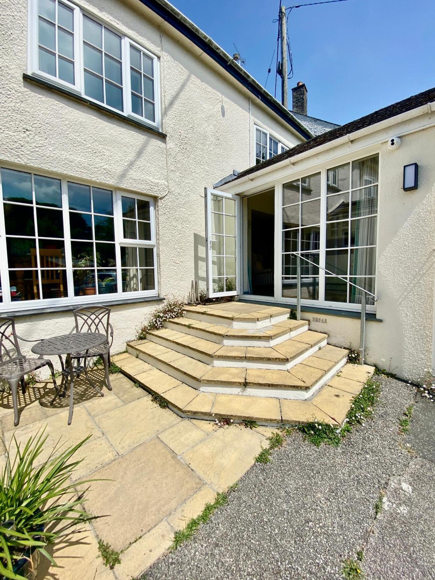 Lynwood House Bed And Breakfast Tregoney Exterior photo